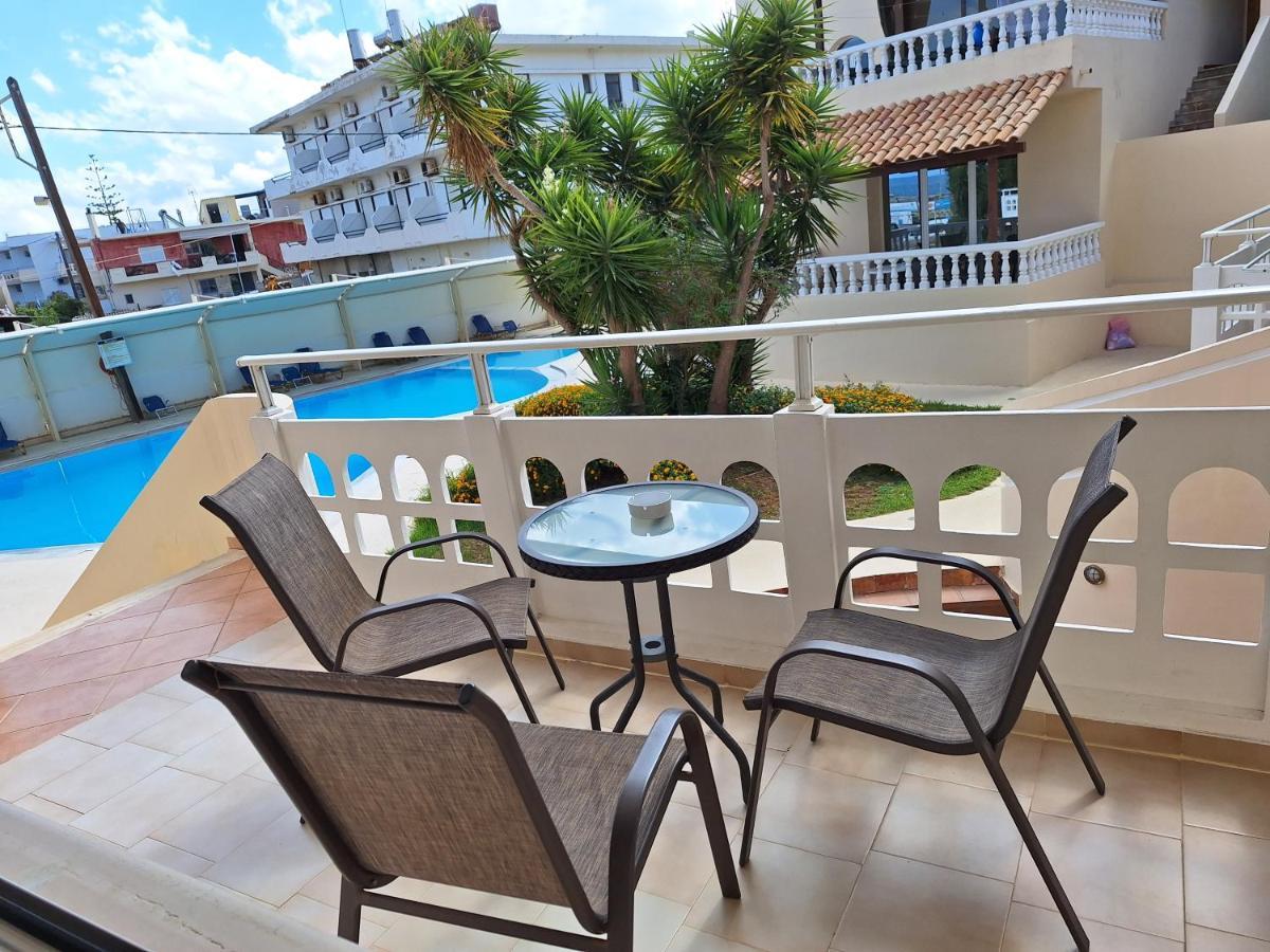 Perla Beach Agia Marina Buitenkant foto