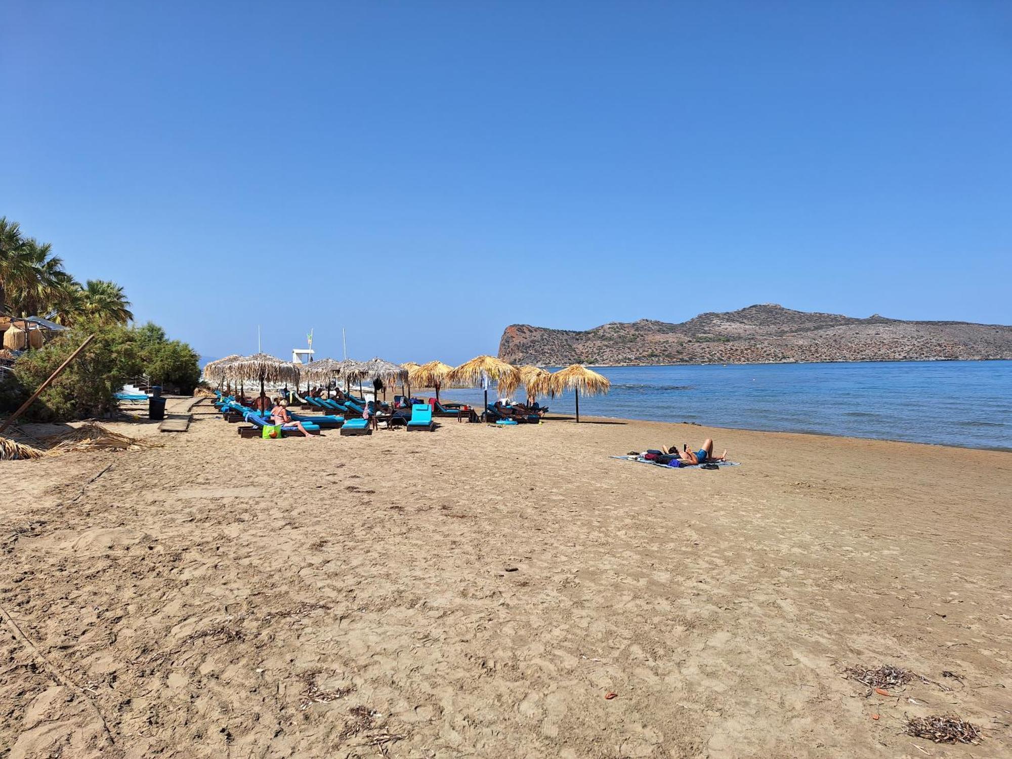 Perla Beach Agia Marina Buitenkant foto