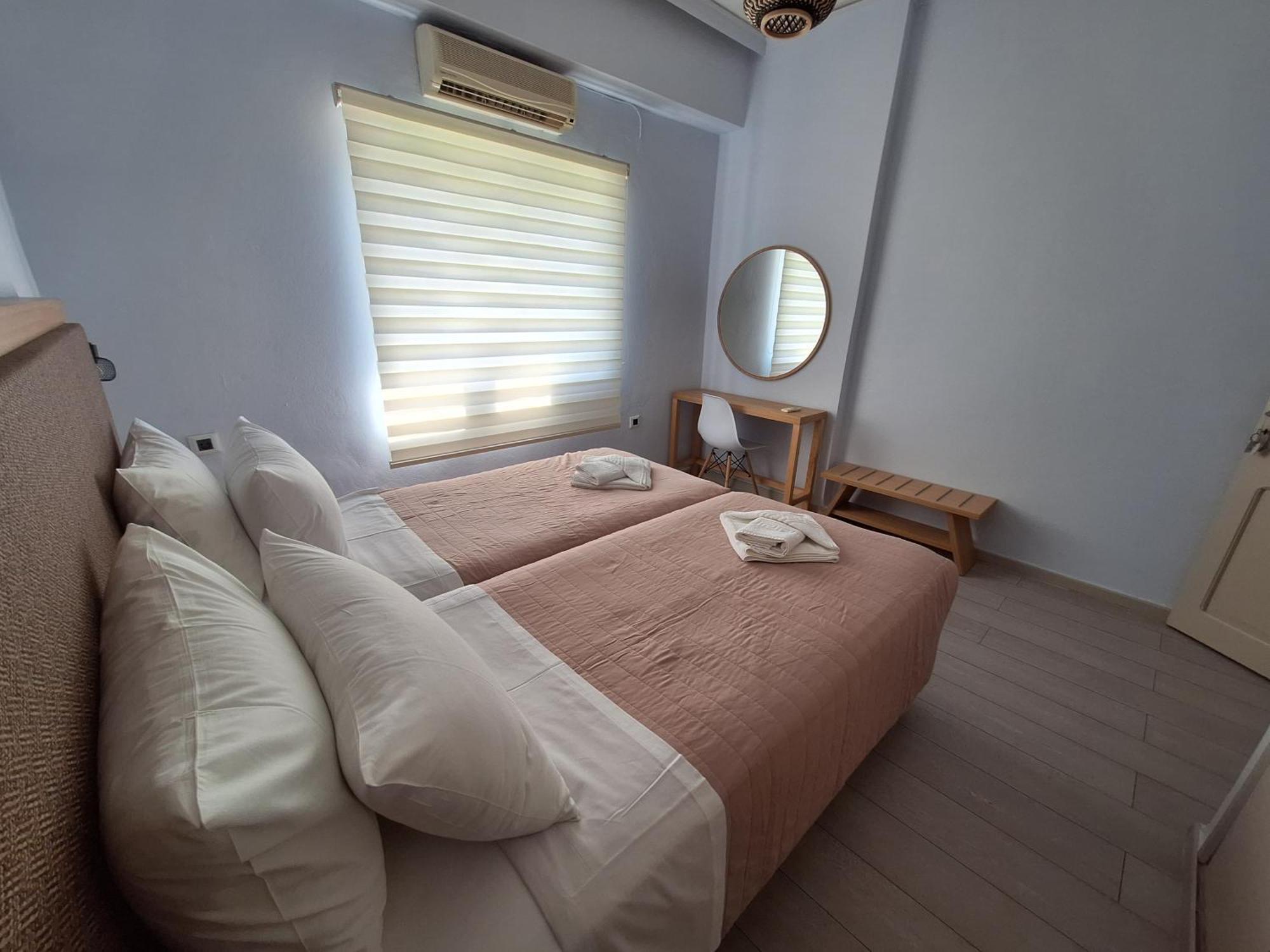 Perla Beach Agia Marina Buitenkant foto